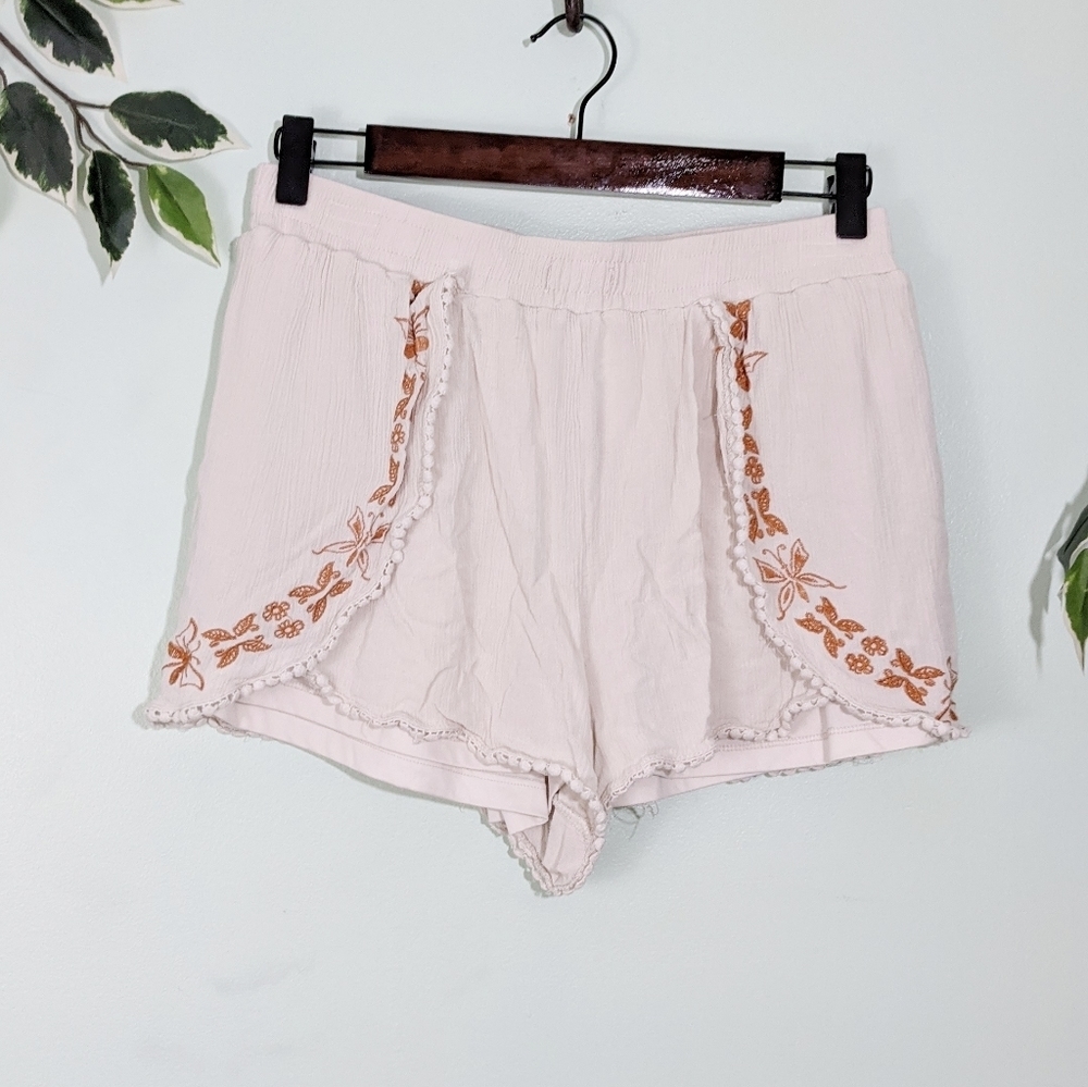 💐 Papaya Embroidered Lined Shorts 💐